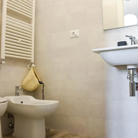 別荘 Fiera Aperto 24h - ボローニャ