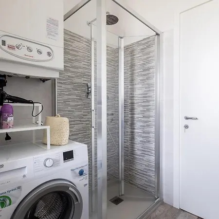 Fiera Aperto 24h - 度假居 *