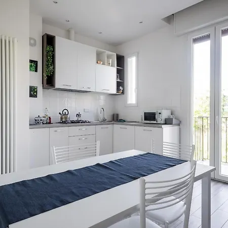 度假居 Fiera Aperto 24h -